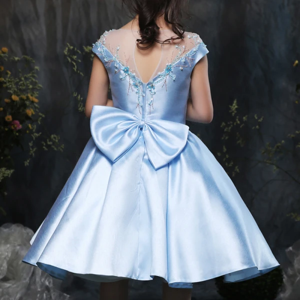 Chic / Beautiful Church Wedding Party Dresses 2017 Flower Girl Dresses Sky Blue Ball Gown Knee-Length Scoop Neck Backless Short Sleeve Satin Bow Sash Rhinestone Beading Sequins