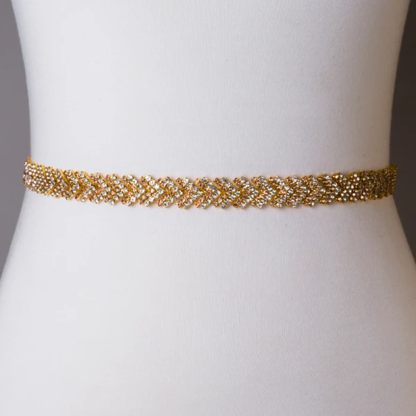 Charmant Meilleur Doré Blanche Promo Rubans 2020 Satin Métal Fait main Perlage Faux Diamant Mariage Soirée Accessorize