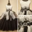 Chic / Belle Église Robe Pour Mariage 2017 Robe Ceremonie Fille Noire Blanche Robe Boule Longue Encolure Dégagée Sans Manches Perlage Fleur Appliques