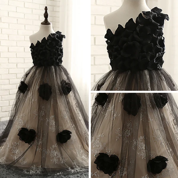 Amazing / Unique Hall Wedding Party Dresses 2017 Flower Girl Dresses Black Champagne Ball Gown Chapel Train One-Shoulder Sleeveless Flower Appliques Artificial Flowers