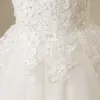 Chic / Belle Église Robe Pour Mariage 2017 Robe Ceremonie Fille Blanche Princesse Longue Encolure Dégagée Sans Manches En Dentelle Appliques Perle Paillettes