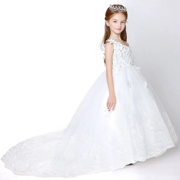 Amazing / Unique Church Wedding Party Dresses 2017 Flower Girl Dresses White Cathedral Train Ball Gown Backless One-Shoulder Sleeveless Flower Appliques Lace Rhinestone