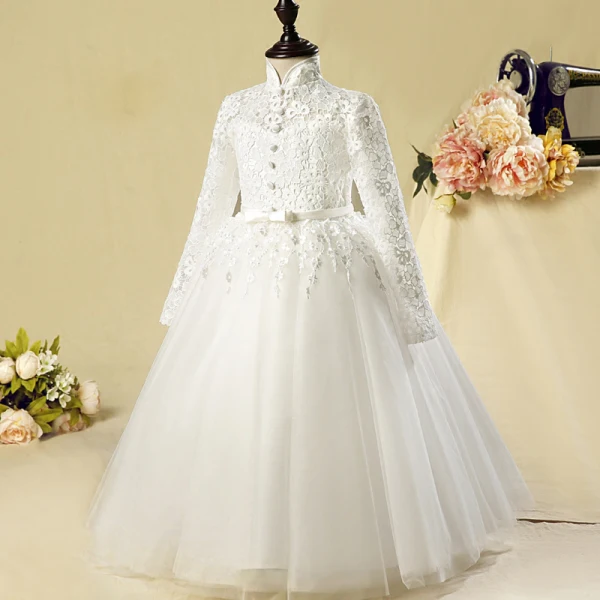 Style Chinois Église Robe Pour Mariage 2017 Robe Ceremonie Fille Blanche Longue Robe Boule Col Haut Manches Longues Fleur Appliques Noeud Ceinture