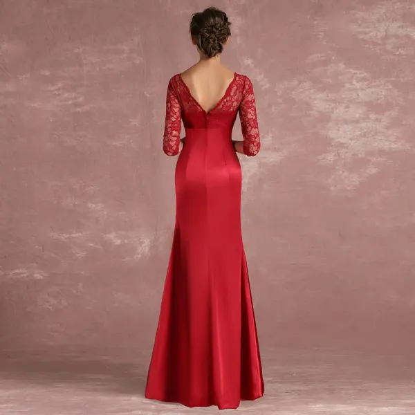 Chic / Beautiful Burgundy Mother Of The Bride Dresses 2018 Trumpet / Mermaid Lace Scoop Neck Backless 3/4 Sleeve Floor-Length / Long Wedding Party Dresses