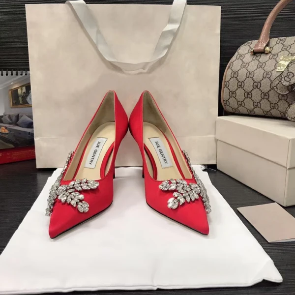 Schöne Ivory / Creme Abend Strass Pumps 2021 Leder 8 cm Stilettos Spitzschuh Pumps Hochhackige