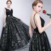 Chic / Beautiful Black Prom Dresses 2017 A-Line / Princess Metal Sash Embroidered V-Neck Backless Sleeveless Floor-Length / Long Formal Dresses