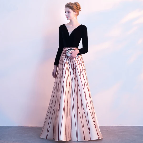 Elegant Black Evening Dresses  2018 A-Line / Princess Striped Pierced Scoop Neck Backless Ankle Length Long Sleeve Formal Dresses