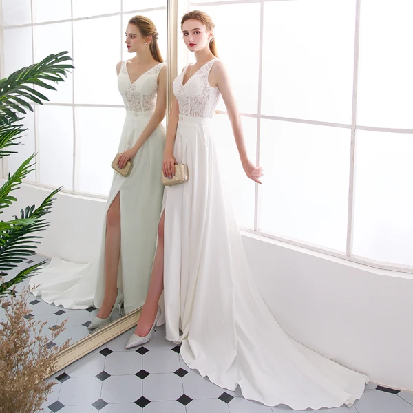 Modern / Fashion Ivory Evening Dresses 2018 A-Line / Princess Lace Flower Split Front V-Neck Backless Sleeveless Court Train Formal Dresses