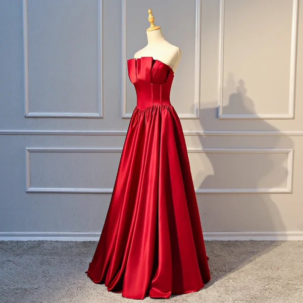 Simple Bordeaux Robe De Soirée 2018 Princesse Volants Bustier Sans Manches Dos Nu Longue Robe De Ceremonie