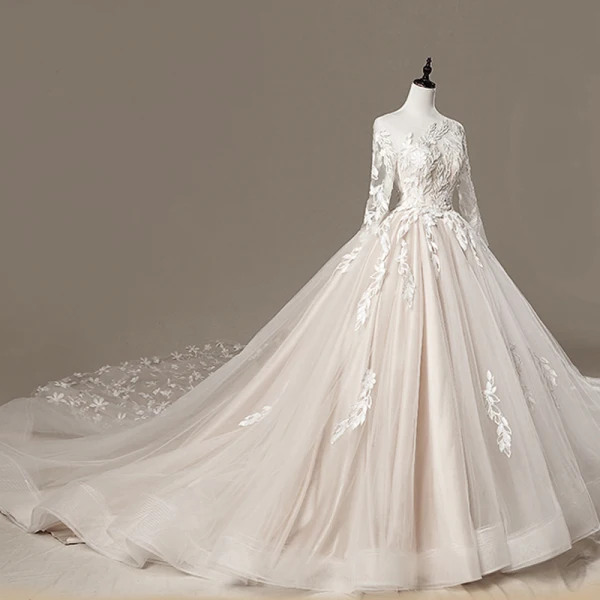 Moderne / Mode Robe De Mariée 2018 Robe Boule En Dentelle Appliques Brodé Paillettes Encolure Dégagée 3/4 Manches Royal Train Mariage