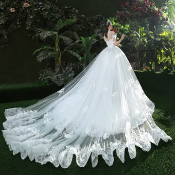 Stunning White Wedding Dresses 2018 Ball Gown Lace Appliques Beading Scoop Neck Backless Sleeveless Royal Train Wedding