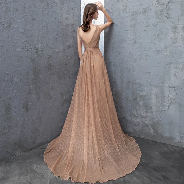 Modest / Simple Champagne Evening Dresses 2018 A-Line / Princess Tulle Flower V-Neck Backless Sleeveless Sweep Train Formal Dresses