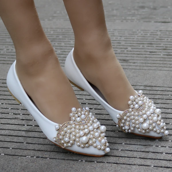 Snygga / Fina Vita Casual Damskor 2018 Pärla Rhinestone Spetsiga Platt