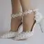 Charmant Weiß Brautschuhe 2018 Spitze Knöchelriemen Strass 9 cm Stilettos Spitzschuh Hochzeit Hochhackige