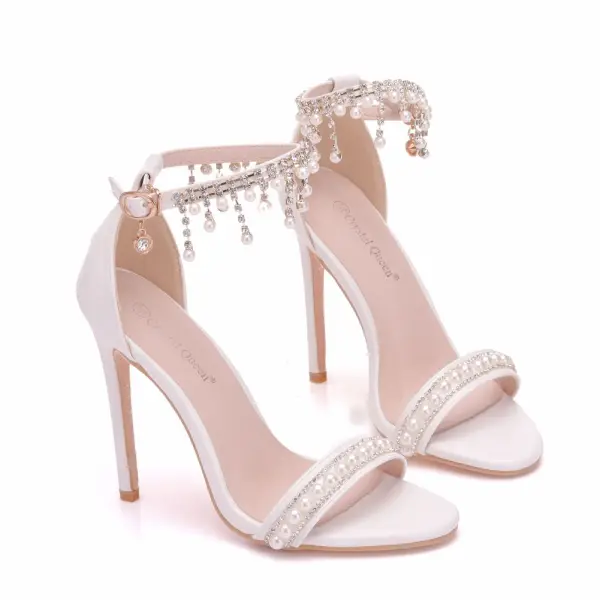 Charmant Weiß Brautschuhe 2018 Perle Strass Quaste Knöchelriemen 11 cm Stilettos Peeptoes Hochzeit Hochhackige