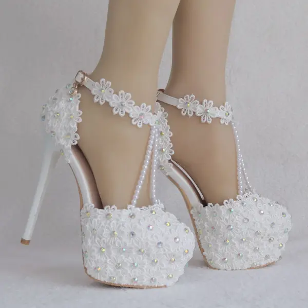 Modern / Fashion White Wedding Shoes 2018 Lace Flower Pearl Rhinestone Ankle Strap T-Strap 11 cm Stiletto Heels Round Toe Wedding High Heels