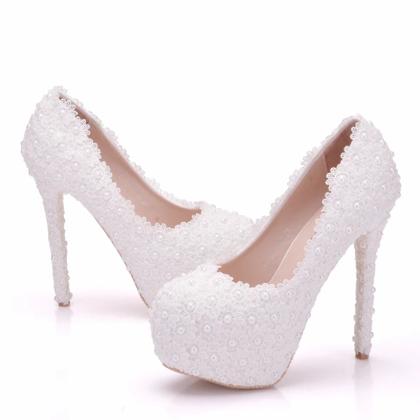 Chic / Beautiful White Wedding Shoes 2018 Lace Flower Pearl 14 cm Stiletto Heels Round Toe Pumps