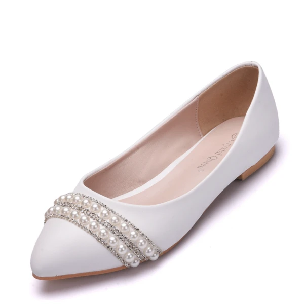 Piękne Białe Perła Rhinestone Szpiczaste Płaskie Buty Ślubne 2018