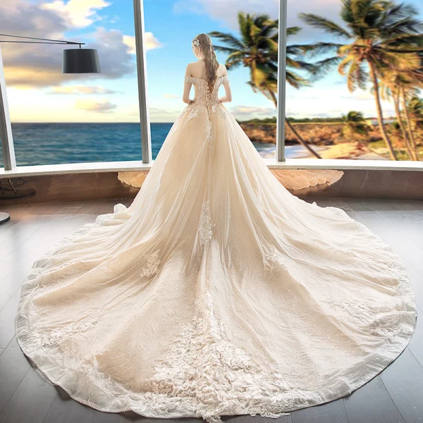 Luxury / Gorgeous Champagne Wedding Dresses 2018 Ball Gown Appliques Lace Off-The-Shoulder Short Sleeve Backless Royal Train