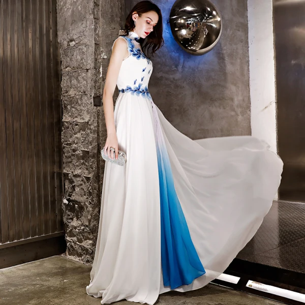 Chinese style Ivory Evening Dresses 2019 A-Line / Princess Organza Appliques Lace Rhinestone High Neck Sleeveless Floor-Length / Long Formal Dresses