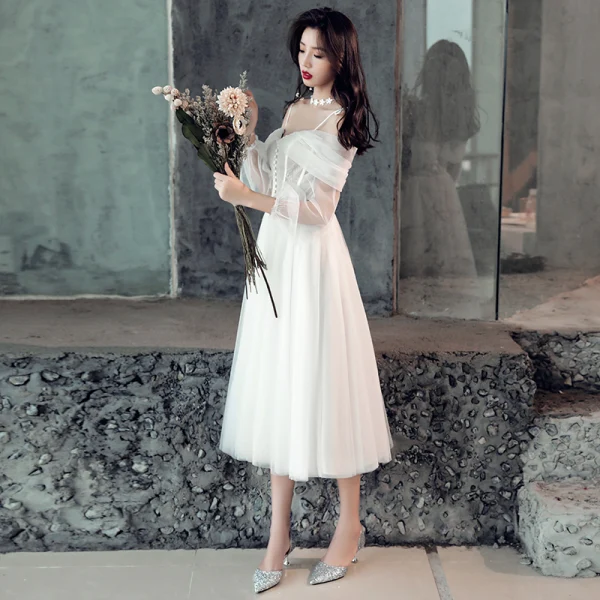 Elegant White Wedding Dresses 2019 A-Line / Princess Lace Spaghetti Straps Backless 3/4 Sleeve Tea-length