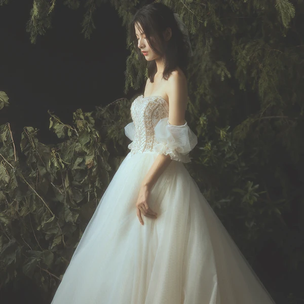 Luxury / Gorgeous Champagne Wedding Dresses 2019 A-Line / Princess Beading Pearl Strapless Backless Sleeveless Cathedral Train