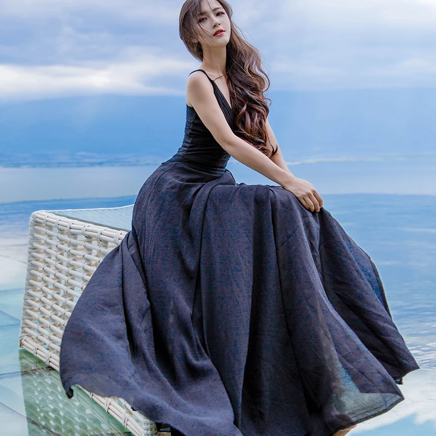 Sexy Black Honeymoon Maxi Dresses 2019 Spaghetti Straps Sleeveless Backless Floor  Length Long Womens Clothing