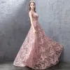 Piękne Różowy Perłowy Sukienki Wieczorowe 2019 Princessa Z Koronki Frezowanie Rhinestone Cekiny Wycięciem Bez Rękawów Długie Sukienki Wizytowe