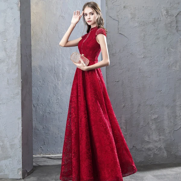 Chinese style Burgundy Evening Dresses 2019 A-Line / Princess Beading Lace Crystal Scoop Neck Cap Sleeves Backless Floor-Length / Long Formal Dresses