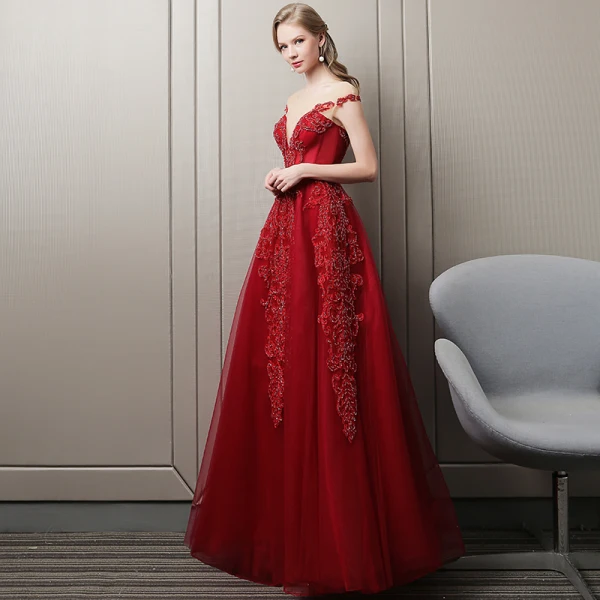 Luxury / Gorgeous Burgundy Evening Dresses  2018 A-Line / Princess Crystal Beading Lace Flower Scoop Neck Backless Cap Sleeves Floor-Length / Long Formal Dresses