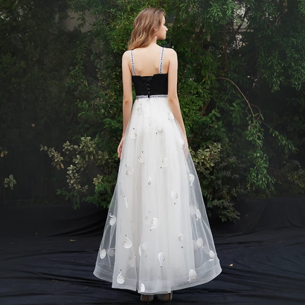 Moderne / Mode Blanche Robe De Soirée 2019 Princesse Bretelles Spaghetti Sans Manches Dos Nu Appliques Longue Robe De Ceremonie