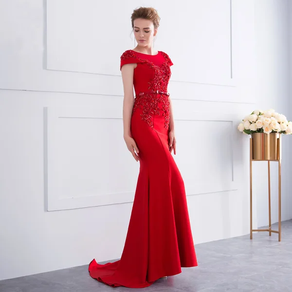 Schöne Rot Abendkleider 2018 Mermaid Perlenstickerei Pailletten Schleife Mit Spitze Blumen Rundhalsausschnitt Ärmel Sweep / Pinsel Zug Festliche Kleider
