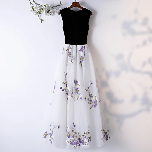 Chic / Beautiful White Prom Dresses 2019 A-Line / Princess Scoop Neck Sleeveless Appliques Lace Floor-Length / Long Formal Dresses