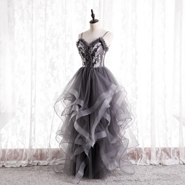 Fashion Grey Ruffle Prom Dresses 2021 A-Line / Princess Spaghetti Straps Beading Sequins Sleeveless Backless Floor-Length / Long Prom Formal Dresses