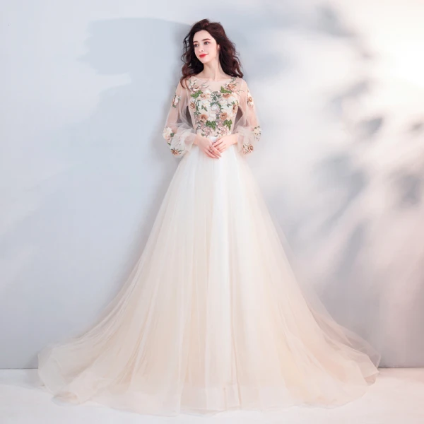 Elegant Champagne Prom Dresses 2019 A-Line / Princess Scoop Neck Beading Lace Flower Appliques Long Sleeve Backless Court Train Formal Dresses