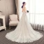 Élégant Champagne Plissée Robe De Mariée 2019 Princesse Bretelles Spaghetti En Dentelle Fleur Sans Manches Dos Nu Tribunal Train