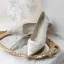Élégant Blanche Perle Satin Chaussure De Mariée 2021 Cuir 7 cm Talons Aiguilles À Bout Pointu Mariage Escarpins Talons Hauts