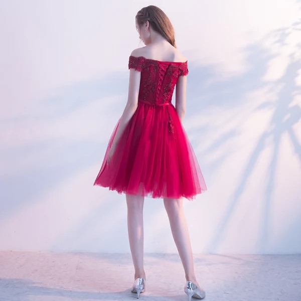 Chic / Belle Bordeaux Robe De Fete 2019 Princesse De l'épaule Perlage En Dentelle Fleur Manches Courtes Dos Nu Ceinture Mi-Longues Robe De Ceremonie