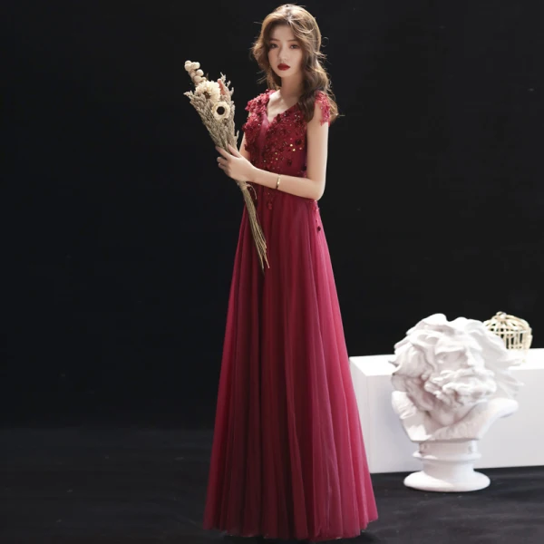 Chic / Beautiful Burgundy Evening Dresses 2019 A-Line / Princess V-Neck Beading Lace Flower Crystal Sleeveless Backless Floor-Length / Long Formal Dresses