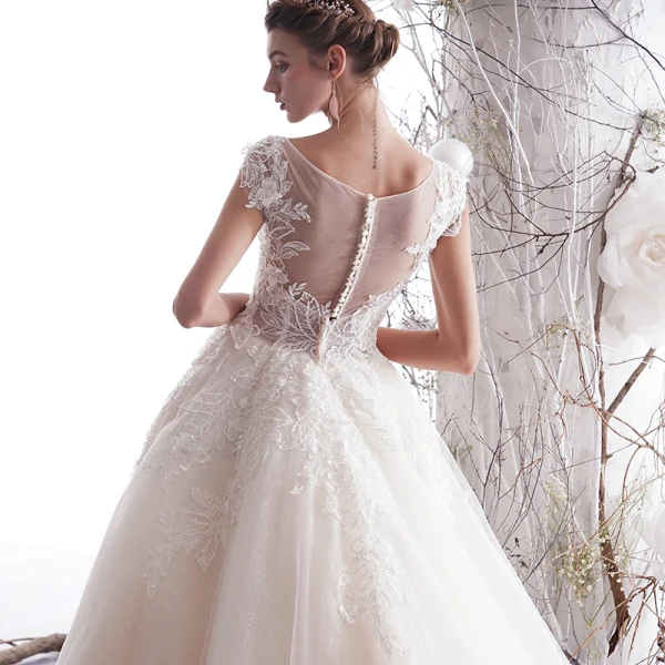 Snygga / Fina Champagne Bröllopsklänningar 2019 Prinsessa Urringning Beading Spets Blomma Appliqués Ärmlös Royal Train