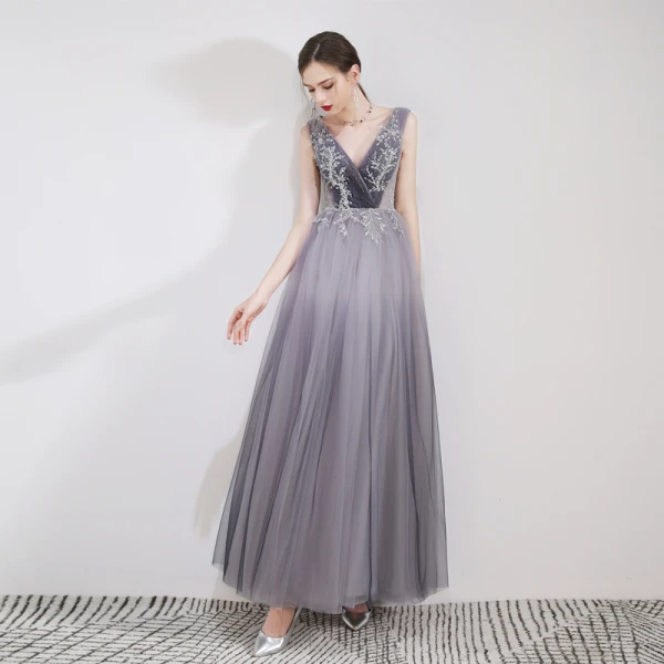 Elegant Grey Evening Dresses  2019 A-Line / Princess V-Neck Crystal Lace Flower Sleeveless Backless Floor-Length / Long Formal Dresses