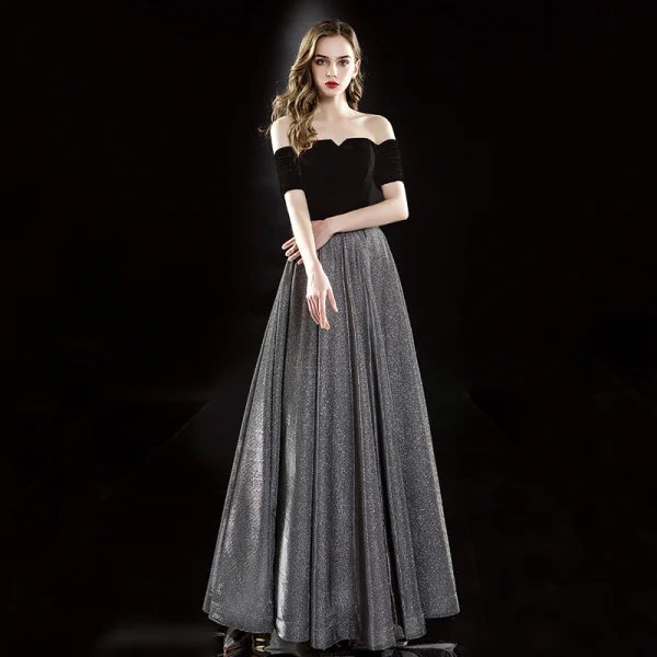 Elegant Svart Selskapskjoler 2019 Prinsesse Suede Av Skulderen Glitter Polyester Korte Ermer Ryggløse Lange Formelle Kjoler
