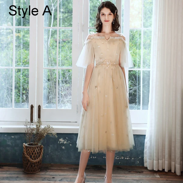 Chic / Beautiful Champagne Bridesmaid Dresses 2021 A-Line / Princess Scoop Neck Lace Flower Appliques Rhinestone Short Sleeve Backless Tea-length Wedding Party Dresses