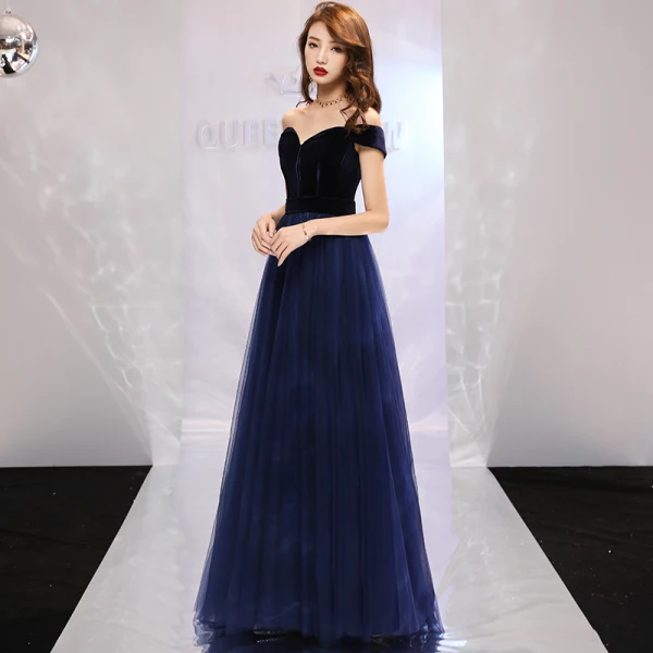 Schlicht Marineblau Abendkleider 2019 A Linie Off Shoulder Wildleder Kurze Ärmel Rückenfreies Sweep / Pinsel Zug Festliche Kleider