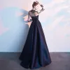 Vintage / Retro Navy Blue Evening Dresses  2019 A-Line / Princess High Neck Beading Crystal Long Sleeve Floor-Length / Long Formal Dresses