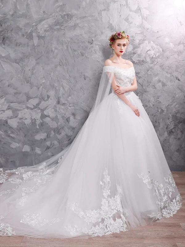 Elegant White Wedding Dresses 2019 Ball Gown Off-The-Shoulder Lace Flower Appliques Pearl Sequins Short Sleeve Backless Chapel Train