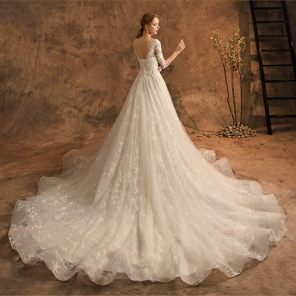 Élégant Champagne Robe De Mariée 2019 Princesse Encolure Dégagée En Dentelle Fleur Étoile 3/4 Manches Dos Nu Chapel Train