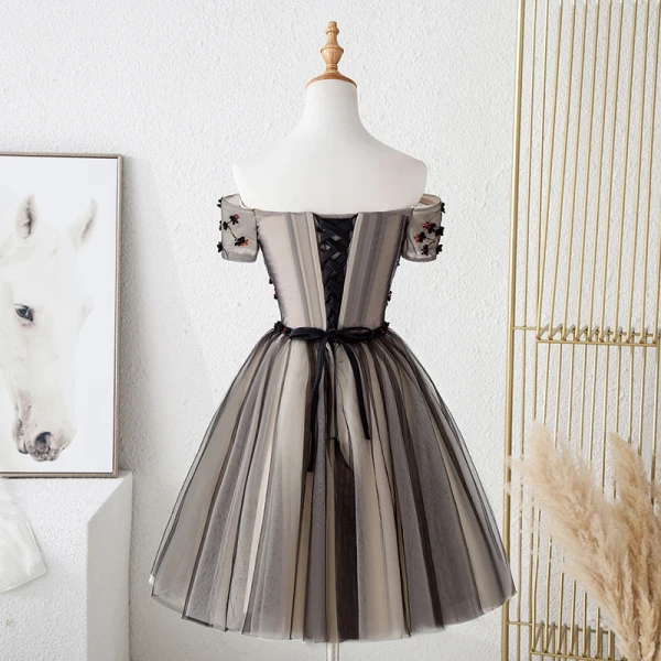Charming Black Party Dresses 2019 A-Line / Princess Off-The-Shoulder Beading Crystal Appliques Bow Short Sleeve Backless Short Formal Dresses