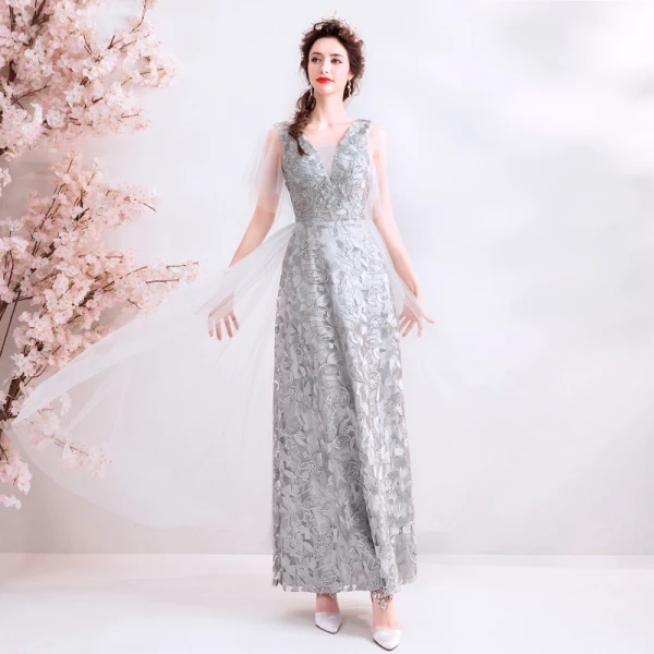 Chic / Belle Gris Robe De Soirée 2019 Princesse V-Cou Perlage Cristal En Dentelle Fleur Sans Manches Dos Nu Longue Robe De Ceremonie
