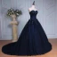 Elegant Mørk Marineblå Ballkjoler 2019 Prinsesse Kjæreste Beading Paljetter Rhinestone Blonder Blomst Uten Ermer Ryggløse Chapel Train Formelle Kjoler